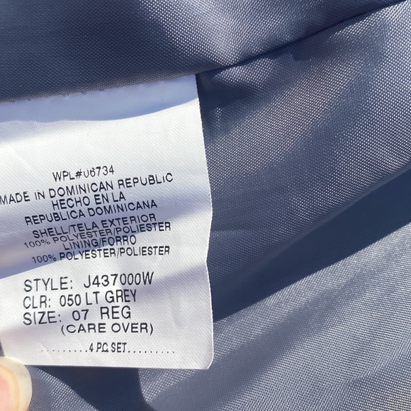 Boys suit - Picture 6 of 6